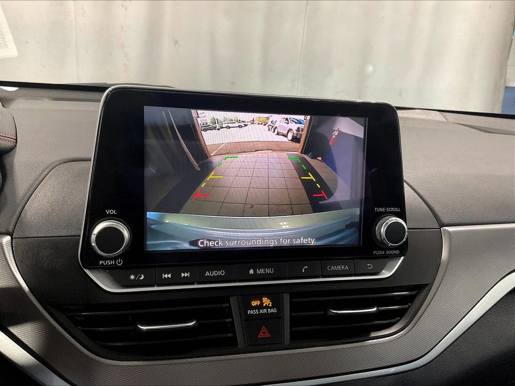 2023 Nissan Altima — photo 19