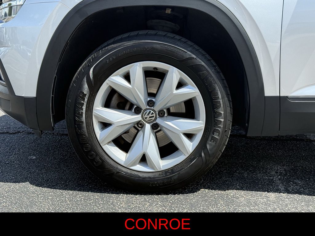 2018 Volkswagen Atlas 3.6L V6 SE Silver at Community Honda