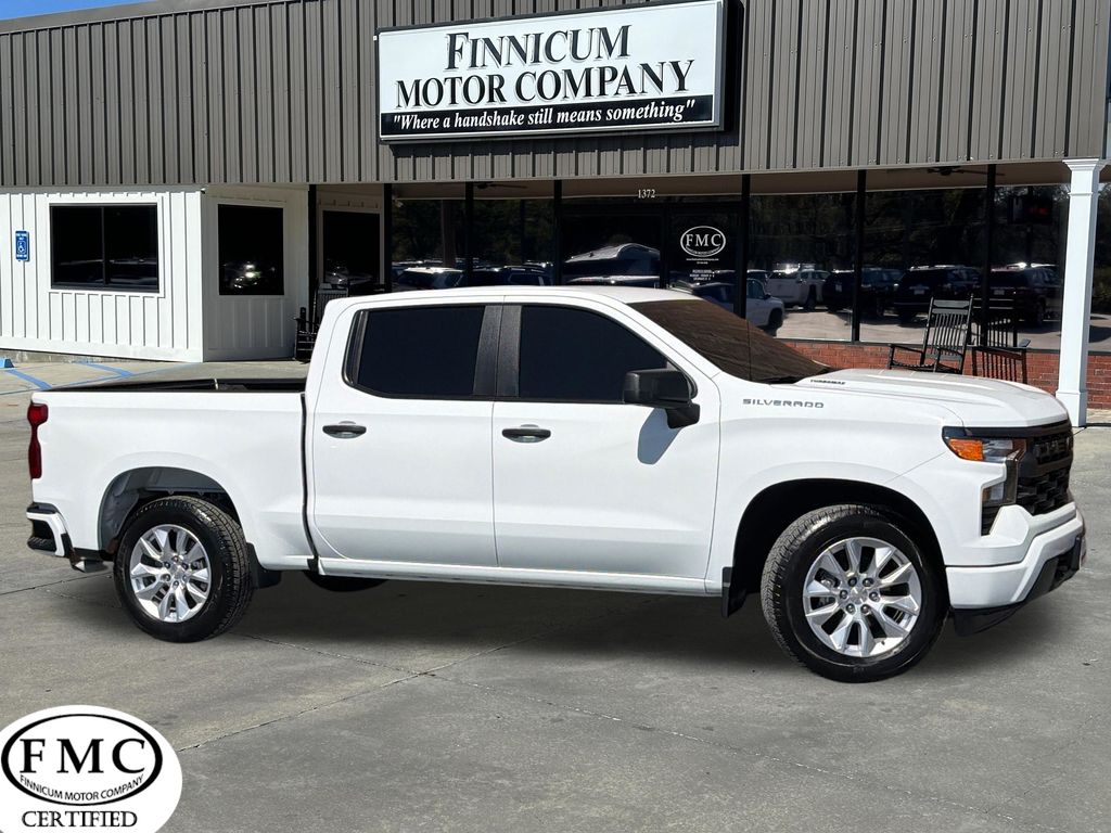 2025 Chevrolet Silverado 1500 Custom Crew Cab RWD