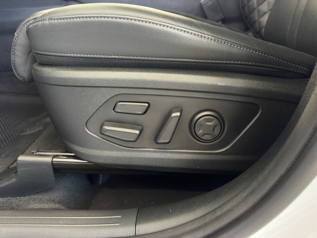 2023 Kia Sorento SX-Prestige White at Joe Myers Mazda Kia