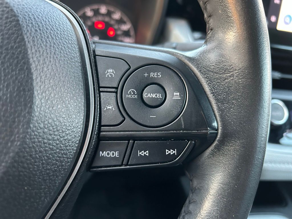 Thumbnail: 2023 Toyota Corolla - 18