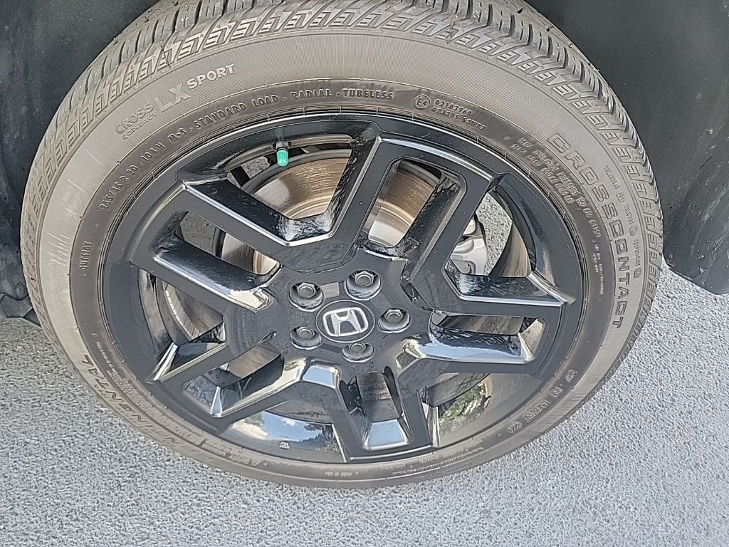 Certified Used 2024 Gray Honda Black Edition image 16