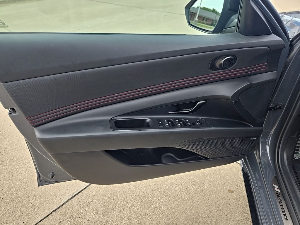 Used 2024 Hyundai Elantra Sedan