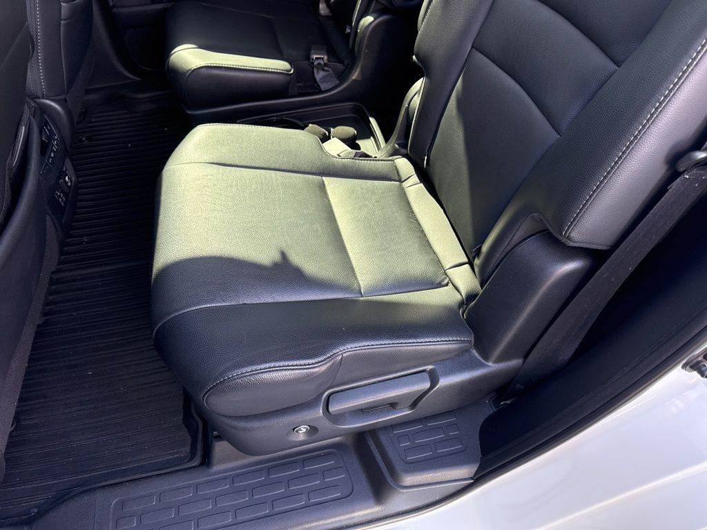 Thumbnail: 2019 Honda Pilot - 26