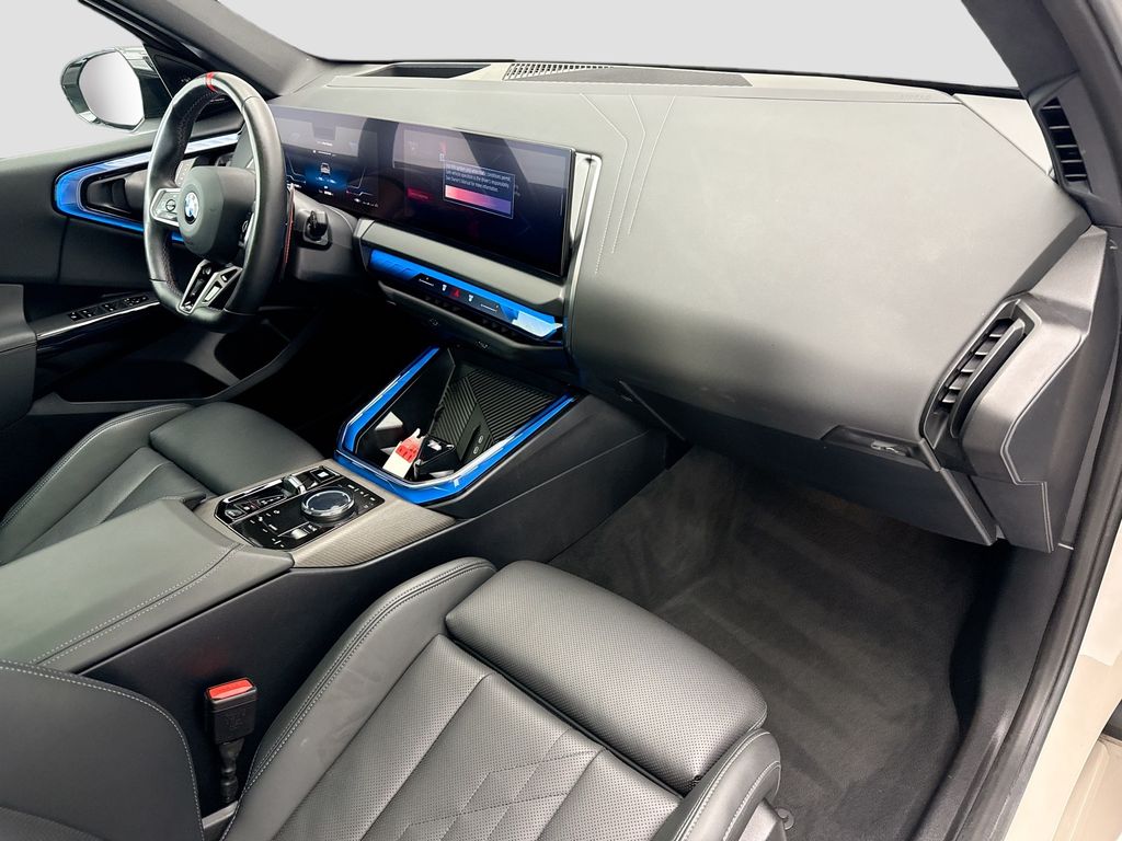 Thumbnail: 2025 BMW X3 - 15