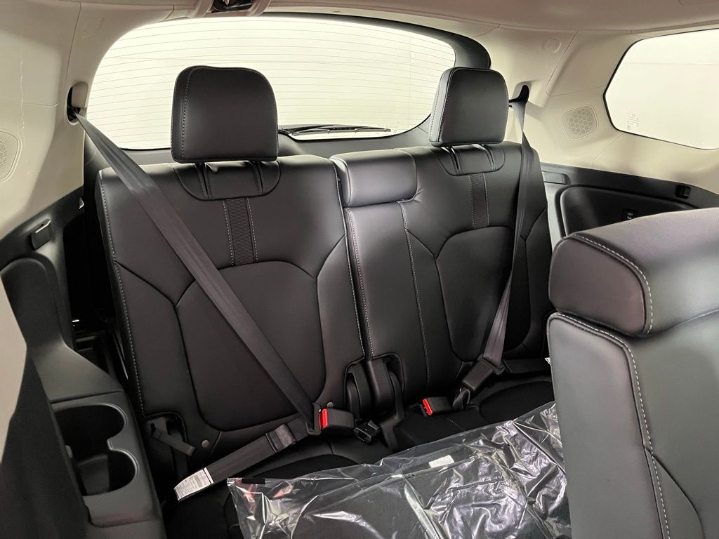 Thumbnail: 2025 Honda Pilot - 14