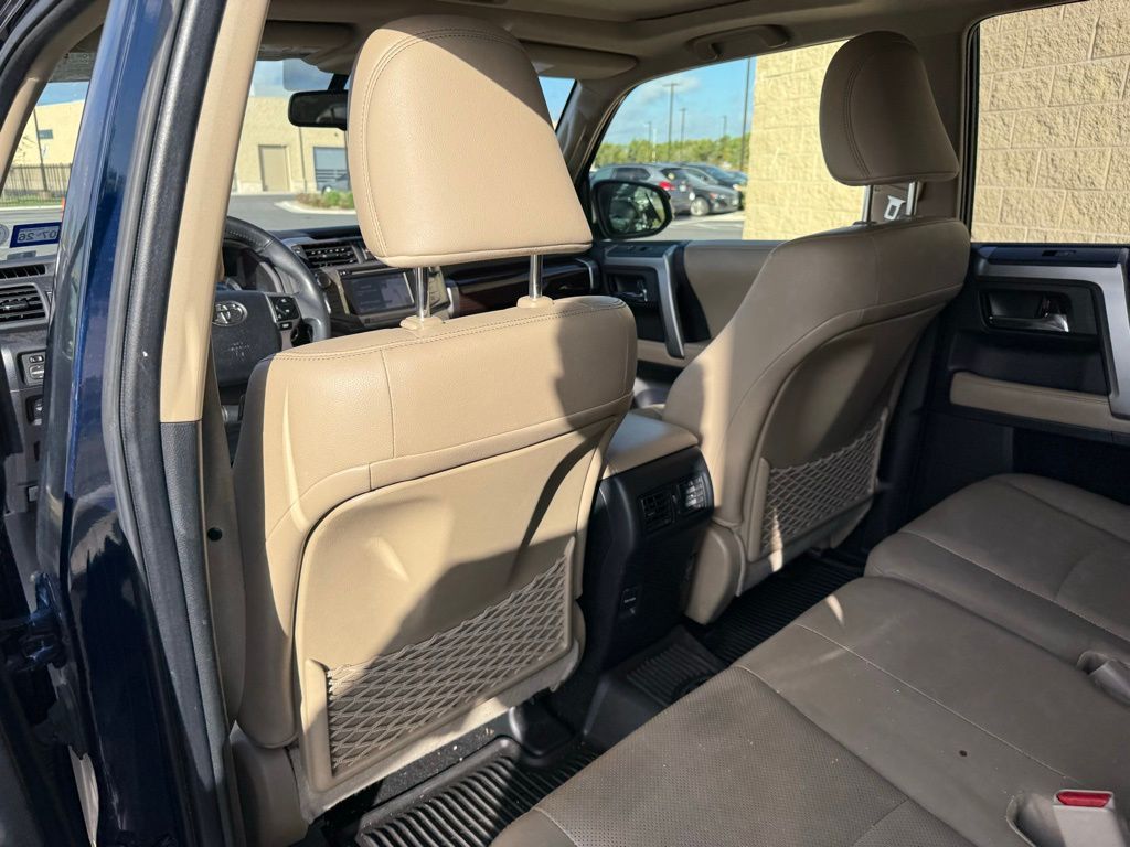 Thumbnail: 2018 Toyota 4Runner - 9