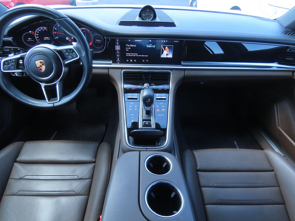 Thumbnail: 2020 Porsche Panamera - 7