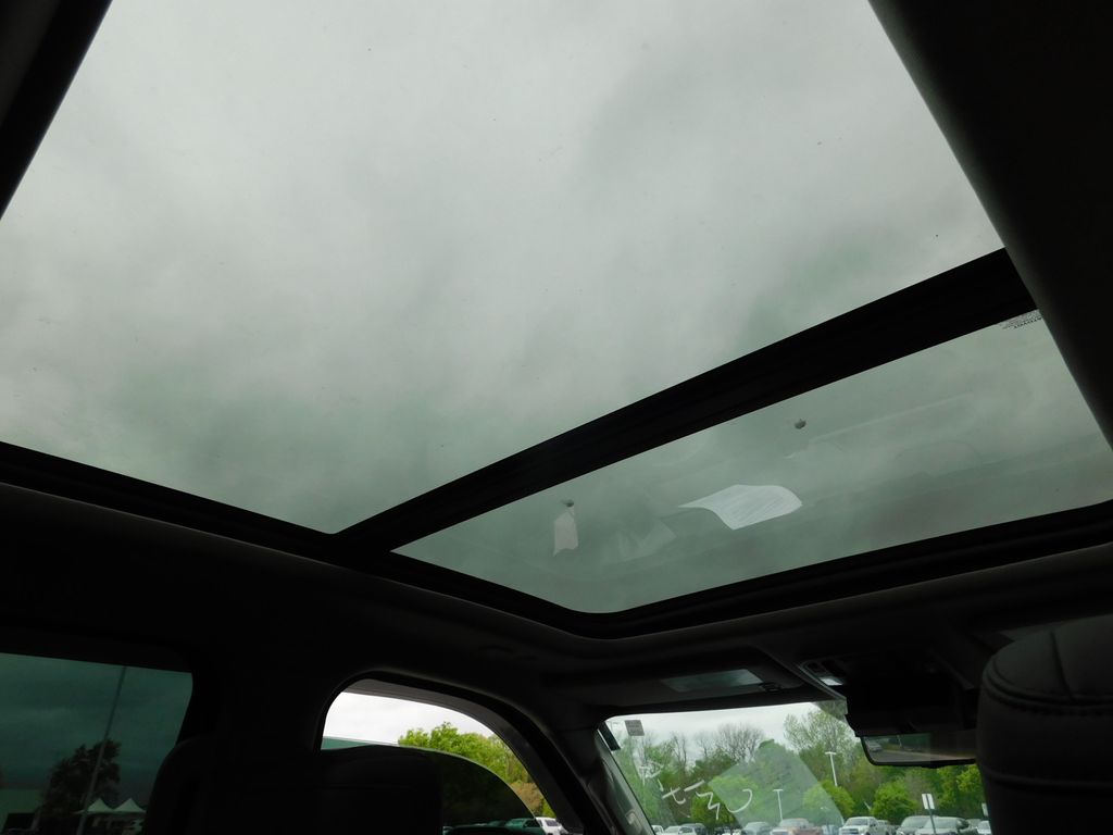 Thumbnail: 2022 Toyota Tundra - 6