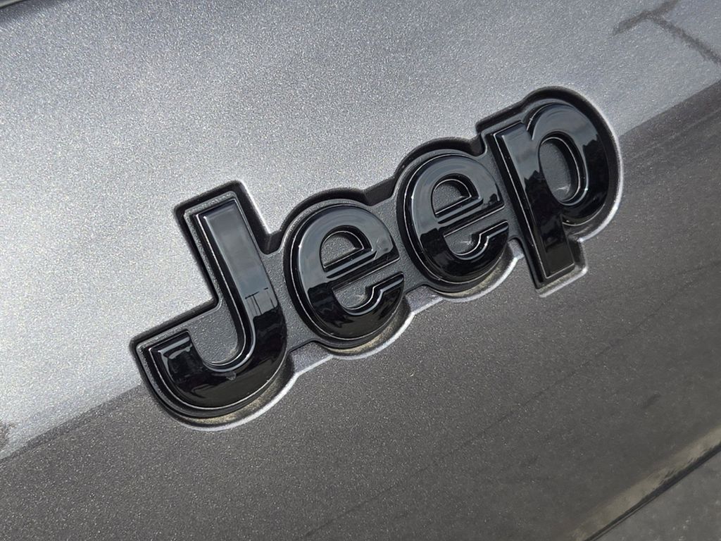 2024 Jeep Grand Cherokee L Limited 7