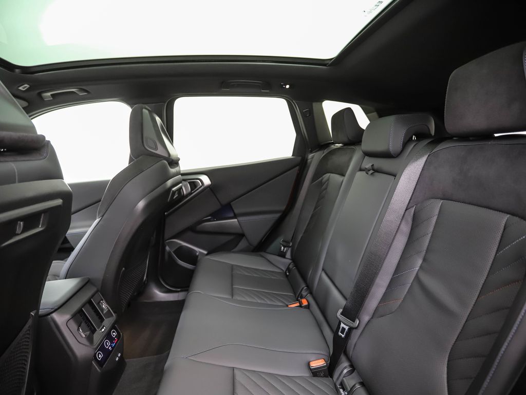 Thumbnail: 2026 BMW X3 - 21