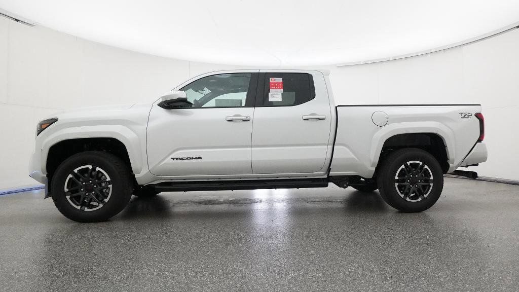 Thumbnail: 2025 Toyota Tacoma - 25