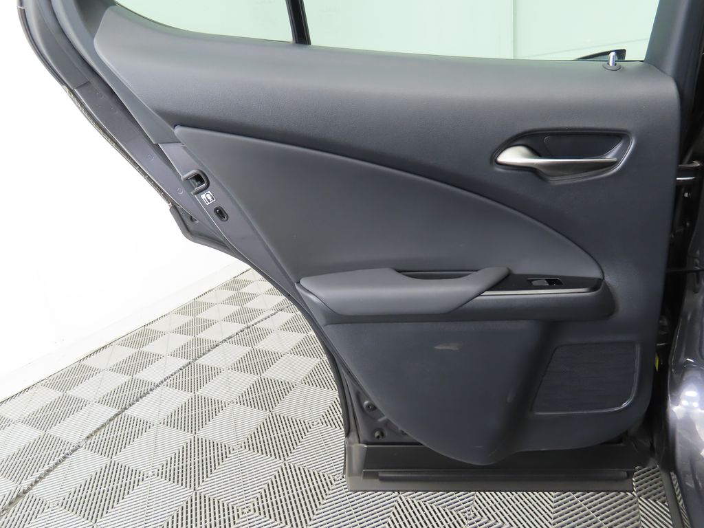Thumbnail: 2022 Lexus UX - 25