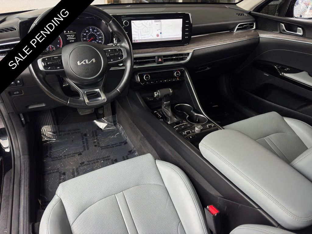 2022 Kia K5 EX - 1