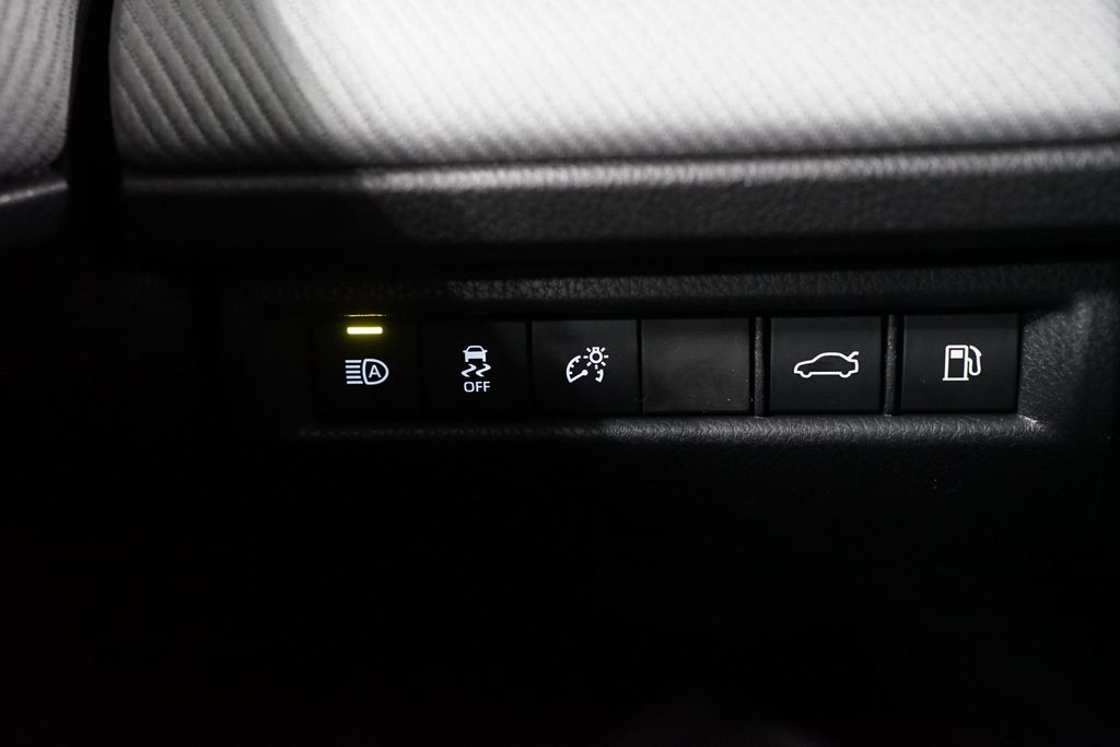 Thumbnail: 2026 Toyota Camry - 24