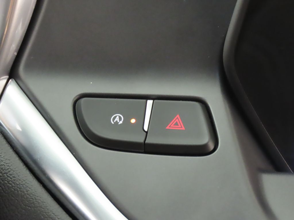 Thumbnail: 2021 Chevrolet Blazer - 21