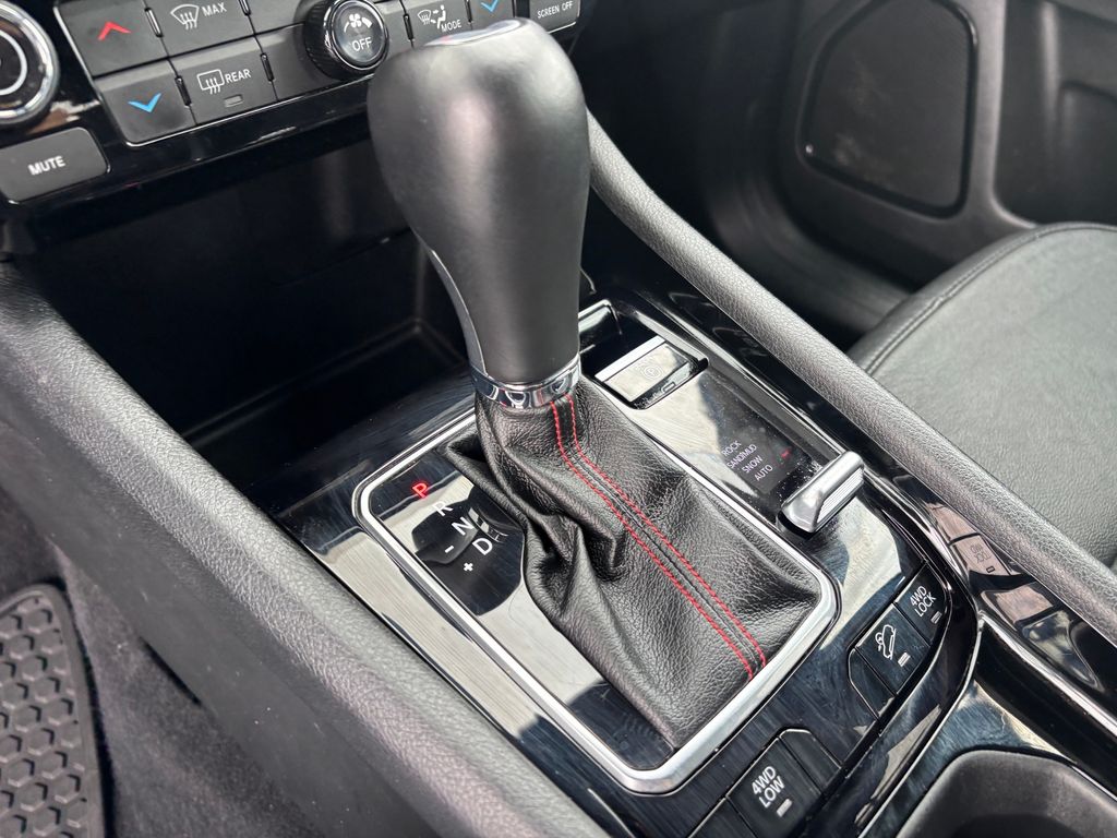 Used Car 2025 Jeep Compass  Trailhawk For Sale Under $30,000 In Austin, Texas