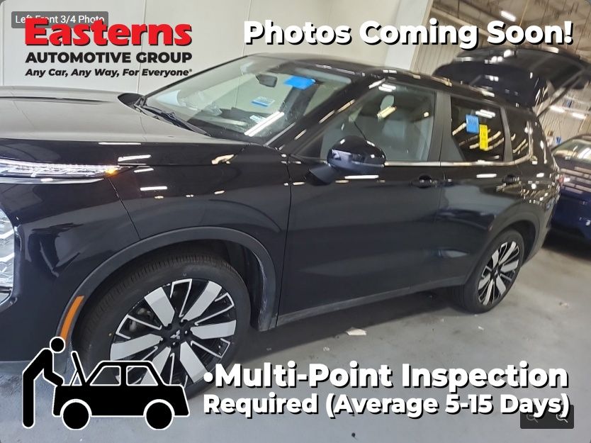 2025 Mitsubishi Outlander's photo