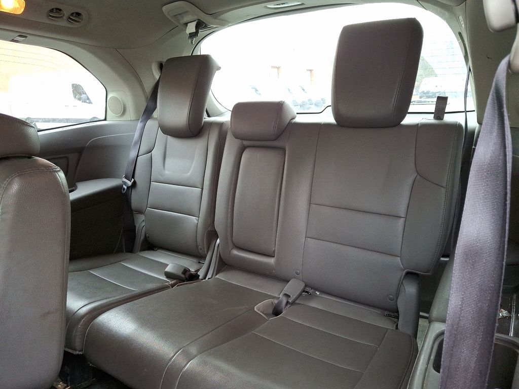 2012 Honda Odyssey Touring 11