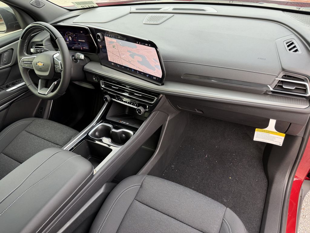 new 2026 Chevrolet Traverse car, priced at $42,995