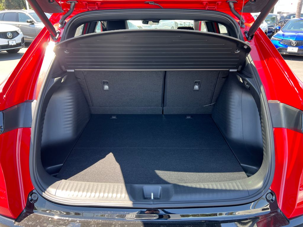 Thumbnail: 2025 Acura ADX - 24