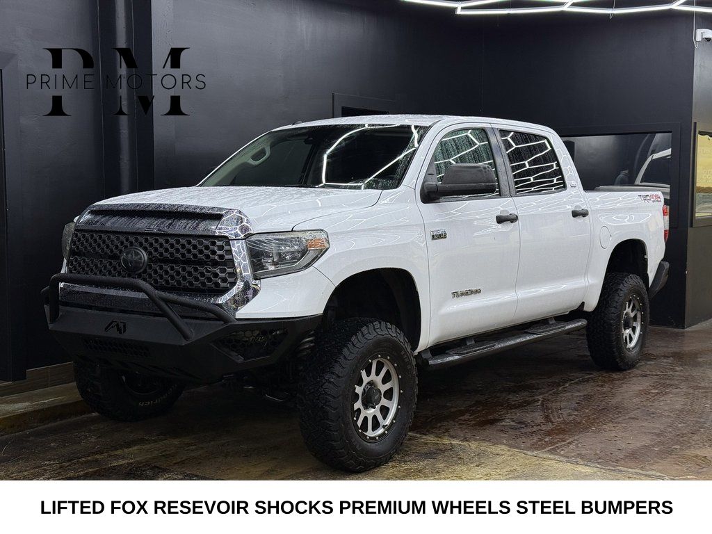 Super White 2018 Toyota Tundra Pickup Truck Four-Wheel Drive 6-Speed Automatic Overdrive