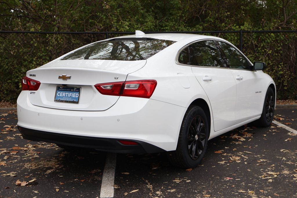 Thumbnail: 2024 Chevrolet Malibu - 10