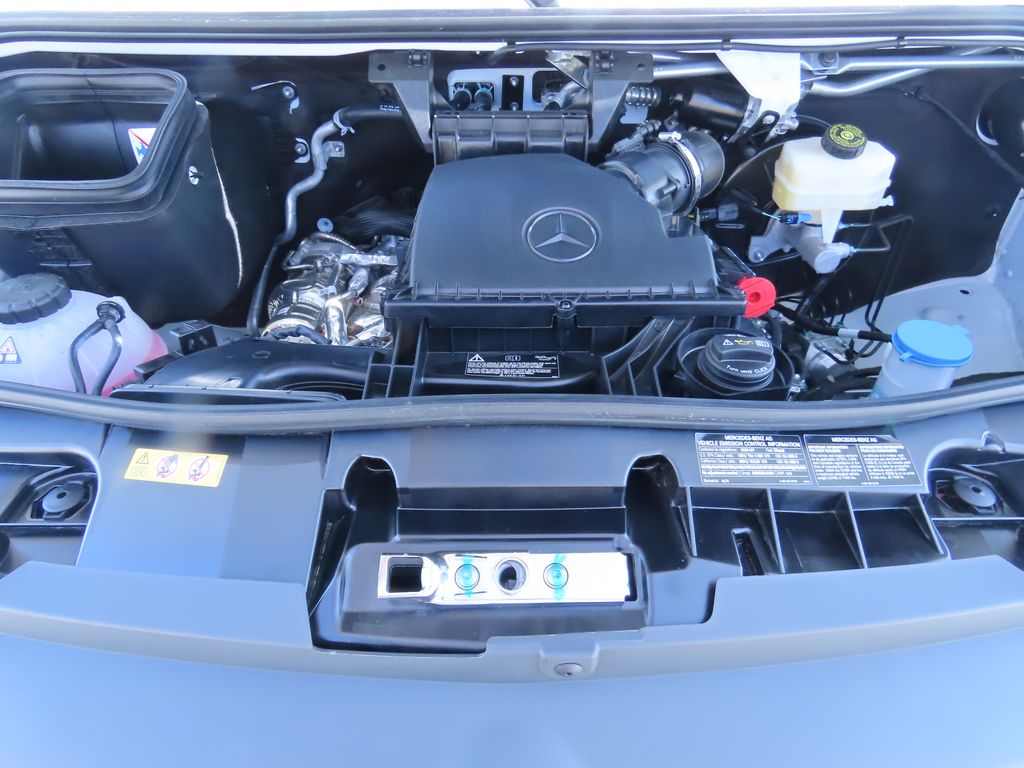 Thumbnail: 2025 Mercedes-Benz Sprinter - 27