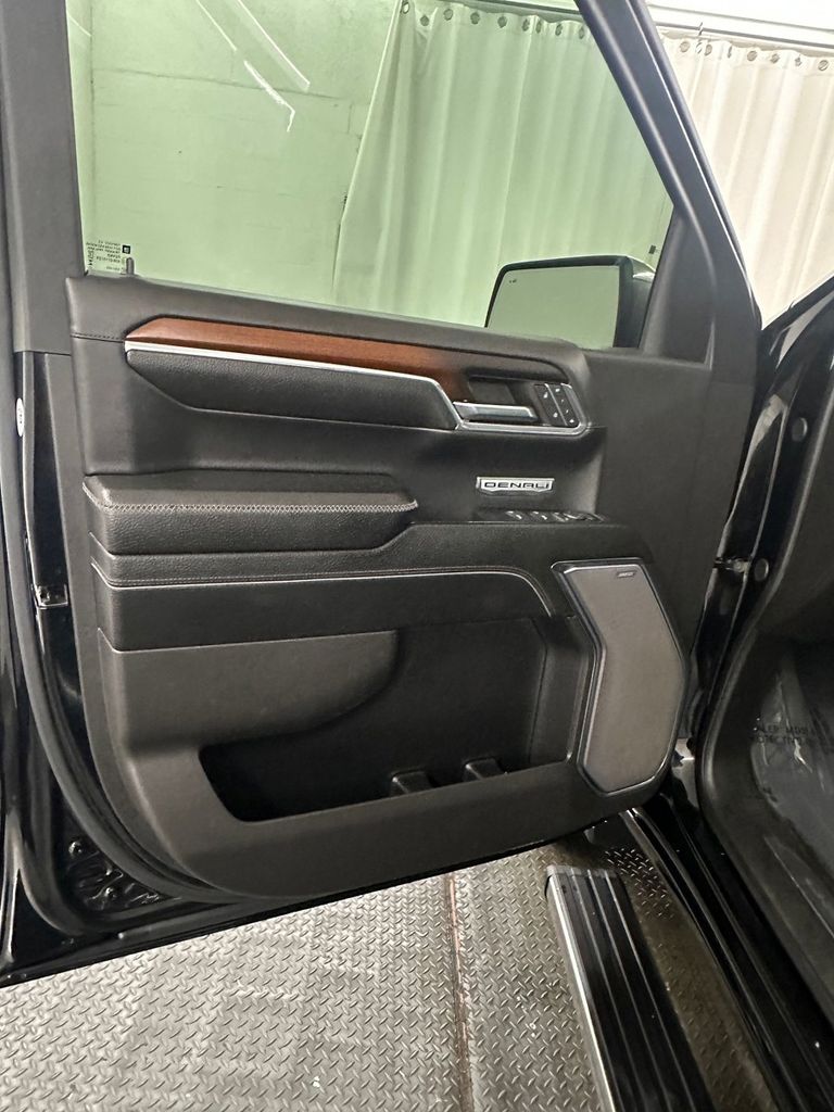 used 2024 GMC Sierra 1500 car, priced at $47,985