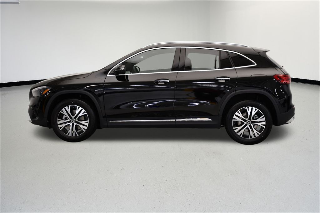 Thumbnail: 2025 Mercedes-Benz GLA - 2