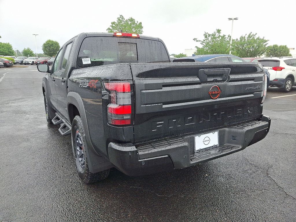 2025 Nissan Frontier PRO-4X 3