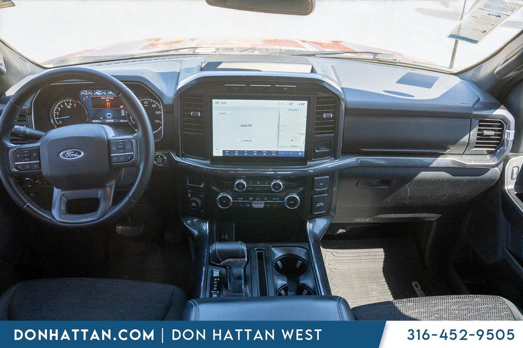 View vehicle photo 4