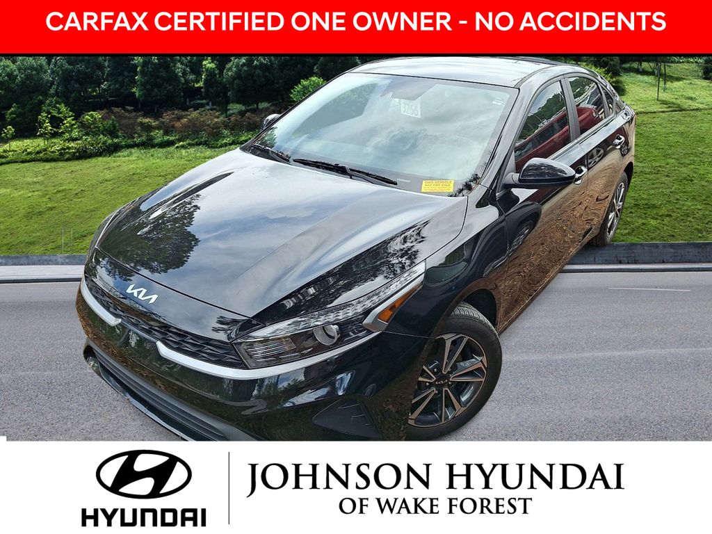 2024 Kia Forte LXS FWD