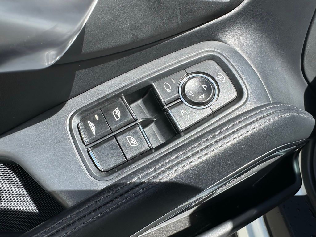 Thumbnail: 2014 Porsche 911 - 17