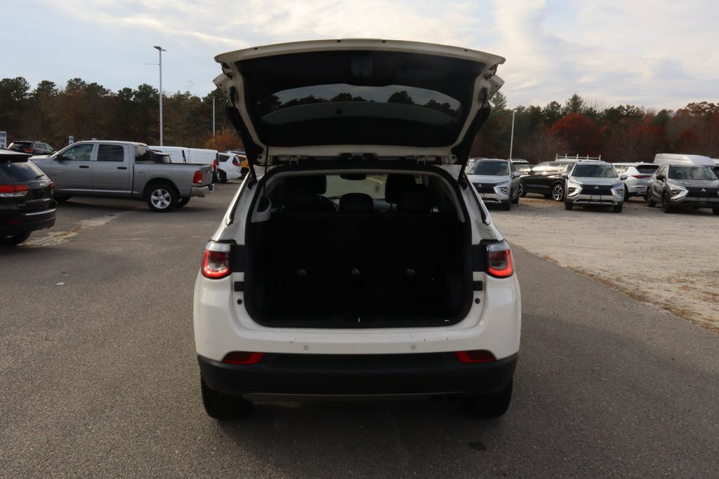 2017 Jeep New Compass Limited 8