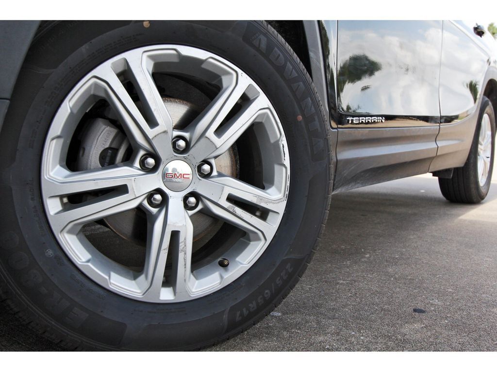 2024 GMC Terrain SLE Black at South Houston Nissan