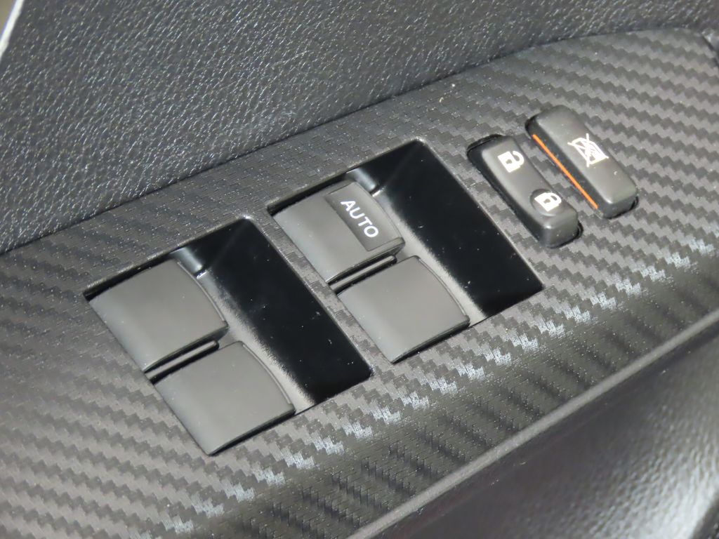 Thumbnail: 2014 Toyota RAV4 - 28