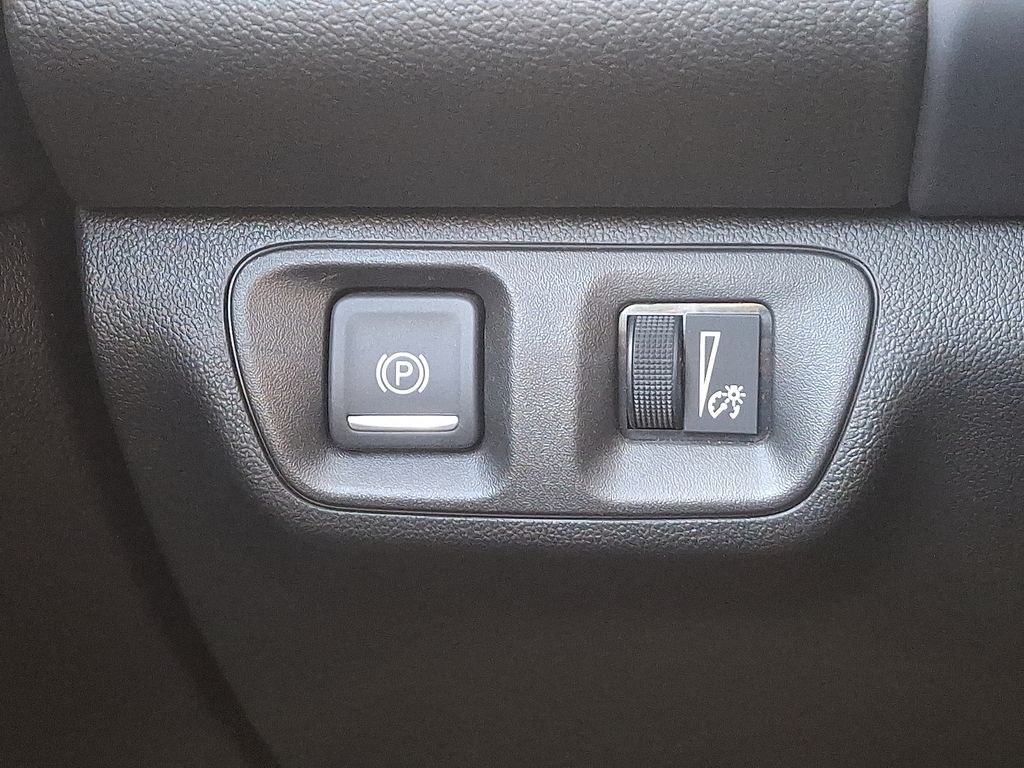 Thumbnail: 2023 GMC Acadia - 23