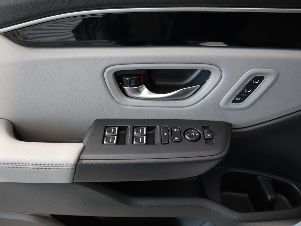 Thumbnail: 2025 Honda Pilot - 24