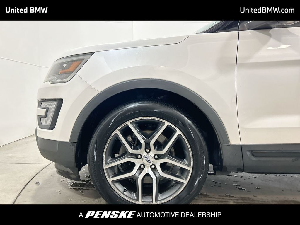 Thumbnail: 2017 Ford Explorer - 10
