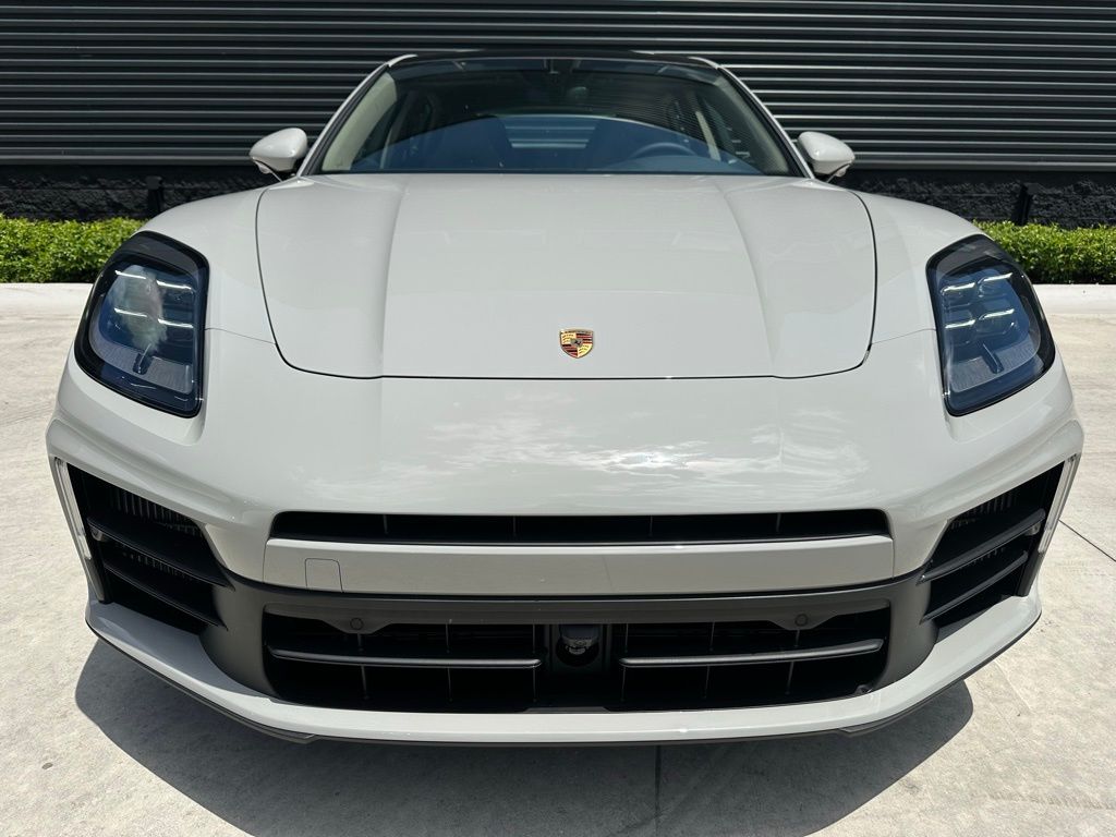 Thumbnail: 2025 Porsche Panamera - 7