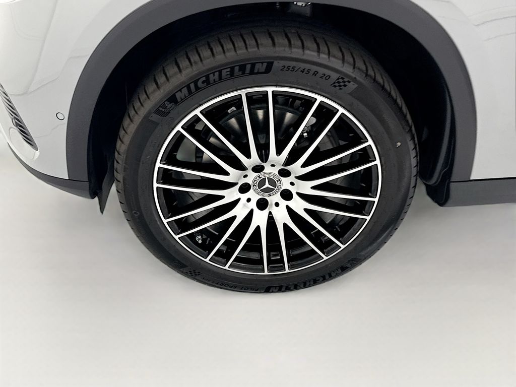 Thumbnail: 2026 Mercedes-Benz GLC - 29