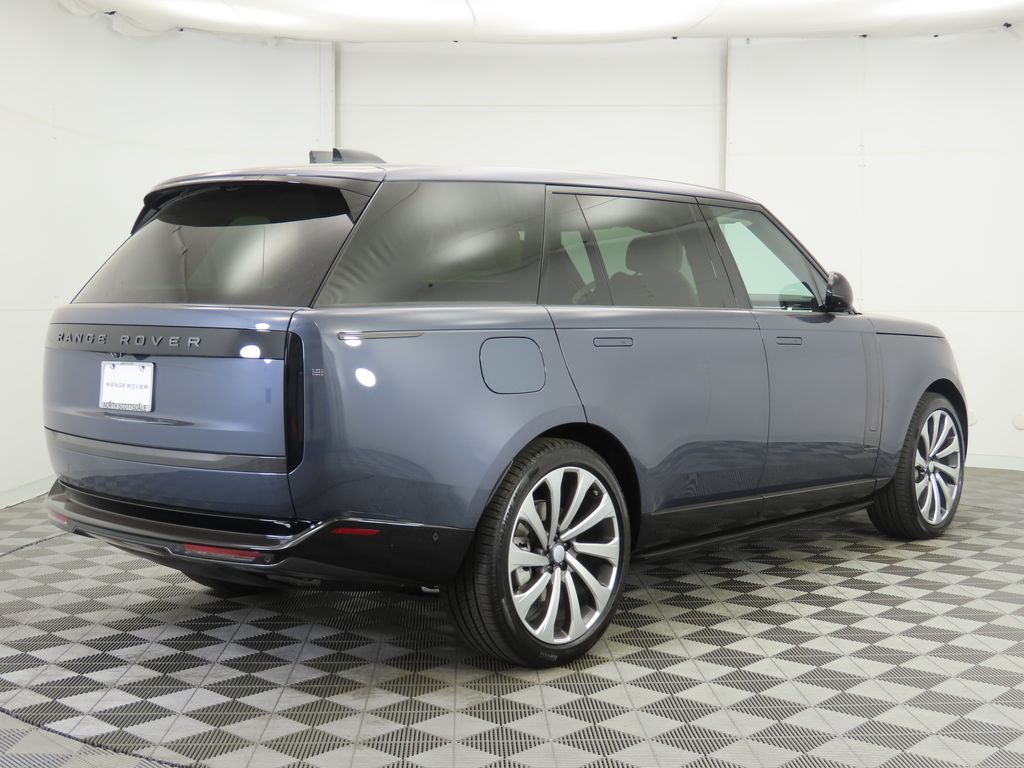 Thumbnail: 2025 Land Rover Range Rover - 5