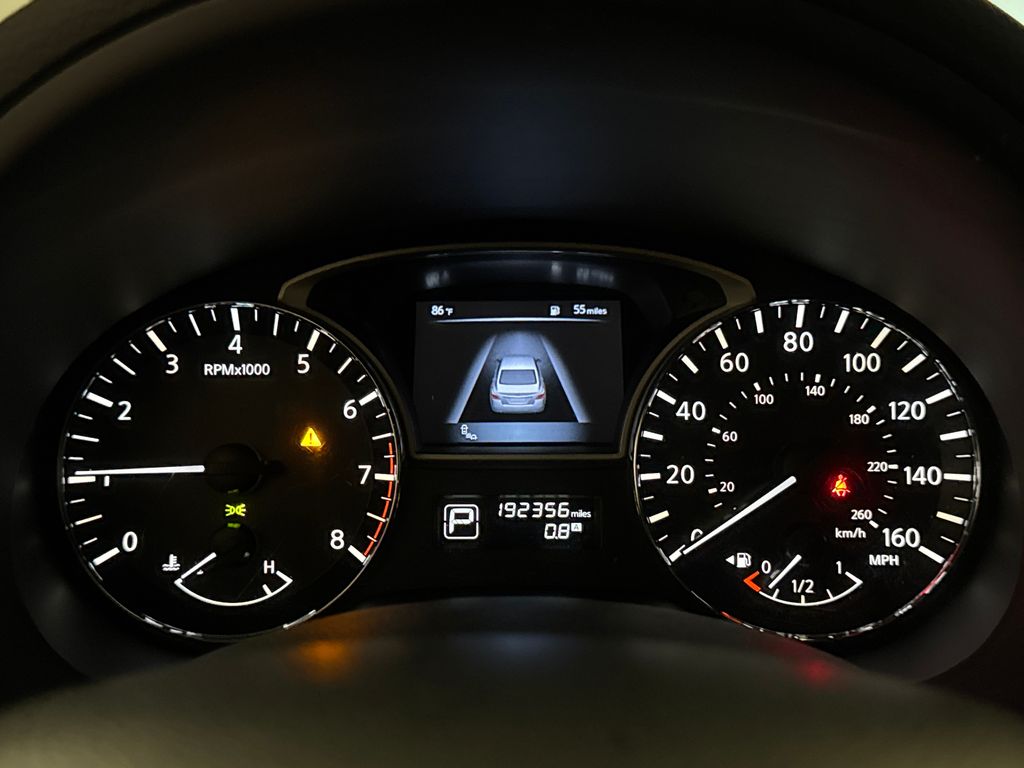 Used 2015 Silver Nissan 2.5 SL image 23