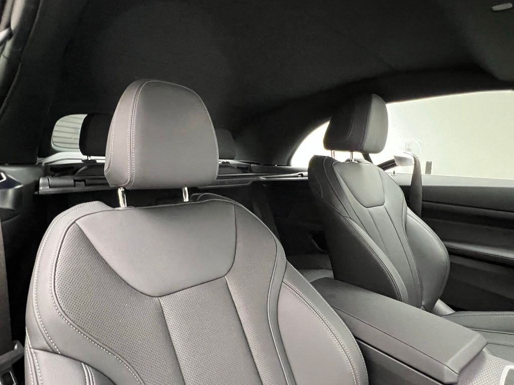 Thumbnail: 2026 BMW 4 Series - 11