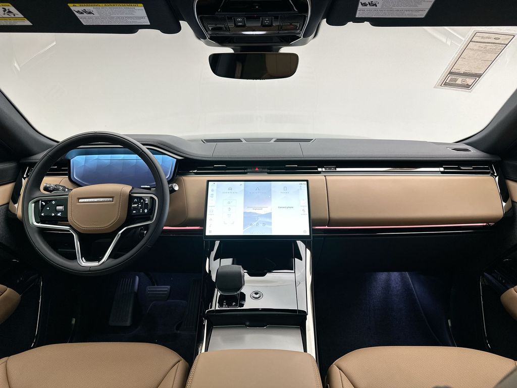 Thumbnail: 2025 Land Rover Range Rover Sport - 7