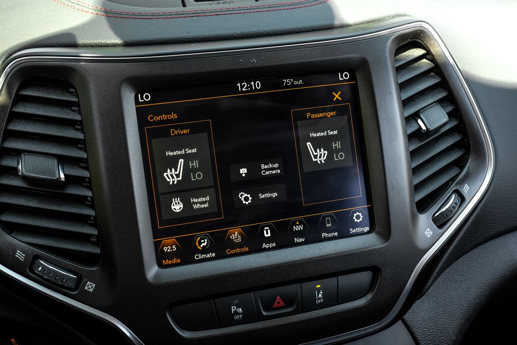 used 2022 Jeep Cherokee car, priced at $25,800