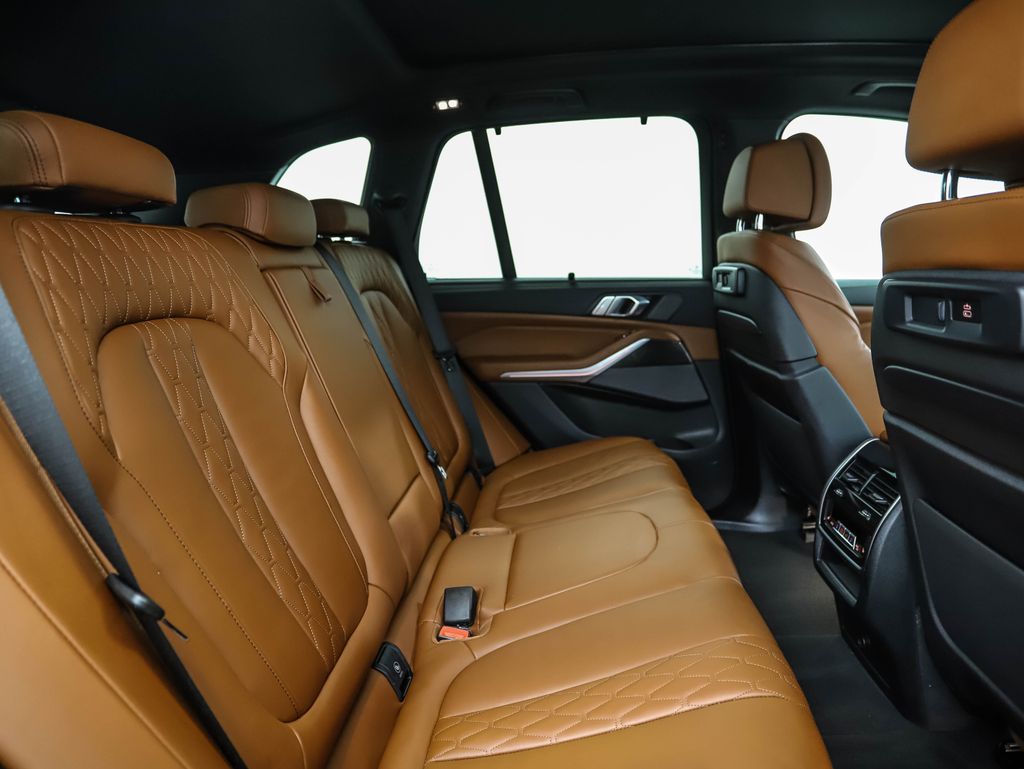 Thumbnail: 2023 BMW X5 - 27