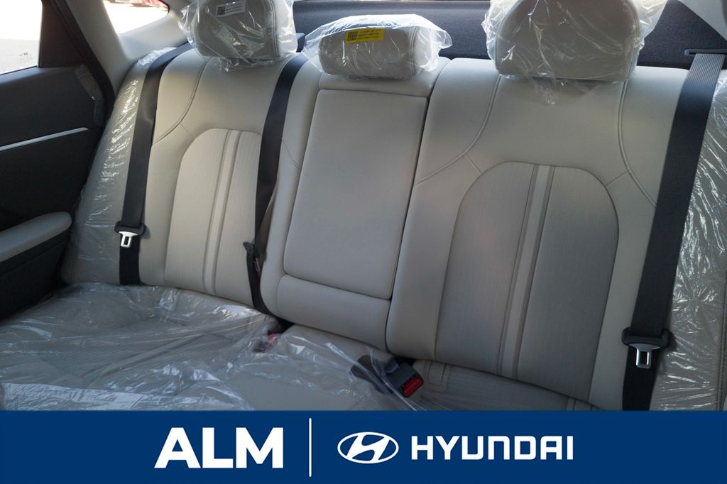 New 2025 Blue Hyundai SEL image 15