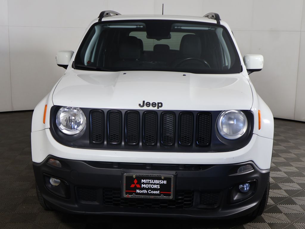 Used 2018 White Jeep Latitude image 8